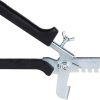 Tenaza delta levelling system